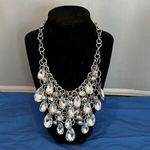 Chic Silver Crystal Necklace